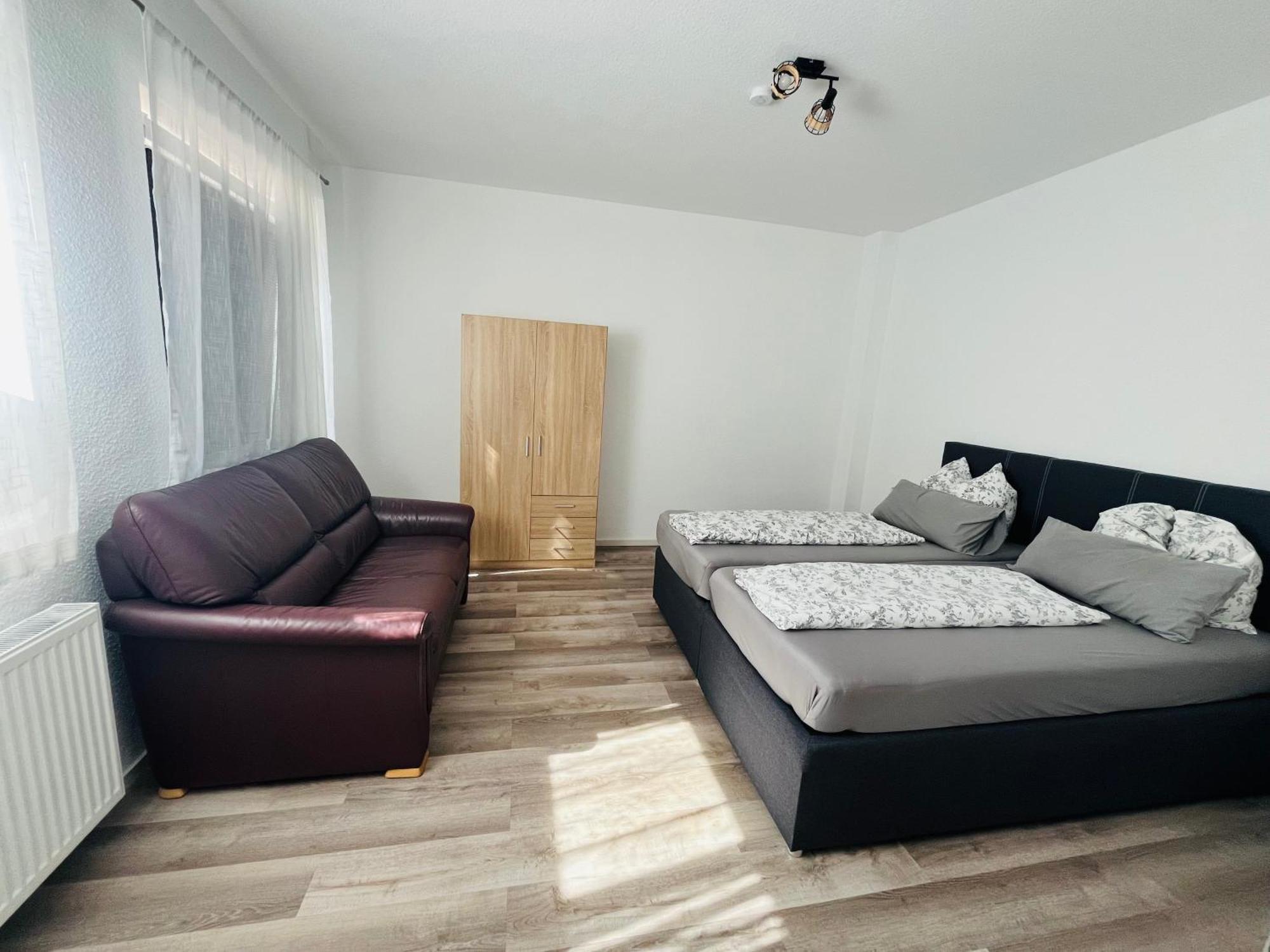 Ferienwohnung A&S Heuchelheim Heuchelheim  Экстерьер фото
